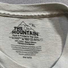 y2k The Mountain Horse T Shirt Mens XL Light Tie Dye Colorful Center Graphic