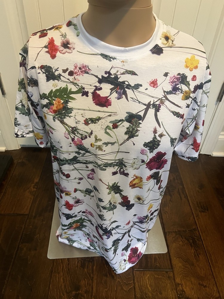 Price Purple Rain Floral Shirt M Official And Approved By The Prince Estate