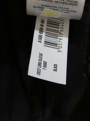 NEW Gymshark Crest Long Sleeve T-shirt SIZE Medium, Black, Embroidered Logo
