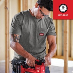 Milwaukee Men’s Medium Gray GRIDIRON Cotton/Polyester Short-Sleeve Pocket TShirt