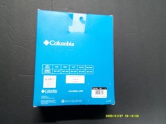 Columbia 3-Pack Boxed White V-Neck Cotton T-Shirts. Size Large. #1556924. New.