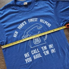 Vintage 80s NYPD New Yorks Finest Helpers T Shirt Large Screen Stars 50/50 USA