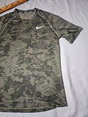 Nike Pro Shirt Mens L Green Digital Camouflage Dri Fit Performance Active Tee