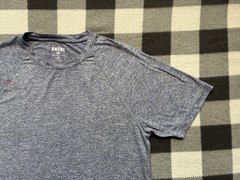 Rhone Reign Performance Shirt Mens Medium Short Sleeve Workout Training Gym