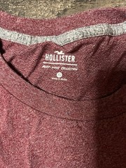 Hollister Must Have Collection Short Sleeve Men’s XS Pocket Burgundy