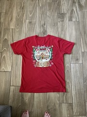 BUC-EE’S CHRISTMAS 2023 Americana Tee Shirt Red Sz Lg Holiday Festive Beaver