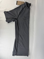 Nike Pro Dri-Fit Slim Fit Shirt Mens Small Gray Short Sleeve Stretch DD1982-068