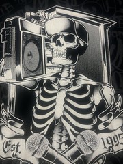 VTG 90s Dub Streetwear Mens XXL Skull Music Hip Hop Rock Skeleton Boombox Shirt