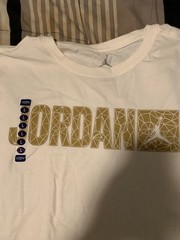 Jordan jumpman logo white-gold Retro t shi Sz L NWT 659158-100