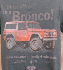 Men’s Ford Bronco Flat Seams Short Sleeve Graphic T-Shirt – Goodfellow SMALL