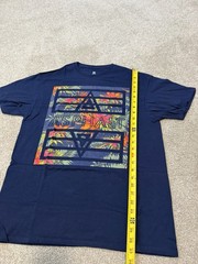 RETROFIT & ASPHALT Men’s T-Shirt Pocket-Casual Size L Floral Hawaiian Vacation
