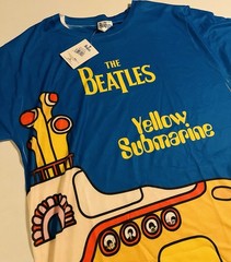NWT Beatles Yellow Submarine Polyester T-Shirt MEDIUM Music Rock Band Album NEW