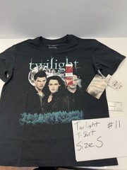 Twilight Black T-Shirt – Size Small – Walmart – NWT – #11