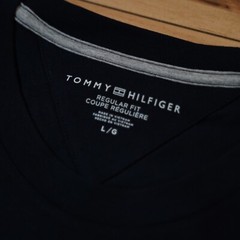 Tommy Hilfiger modern varsity logo cotton t-shirt New York embroidery LOGO