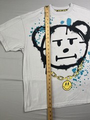 Smiley World T Shirt Men’s Large Gray Graphic Front Back Graffiti Bear Chain