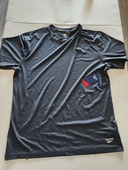 Nwt Reebok Crewneck T Shirt Soft Polyester Sweat Resistant