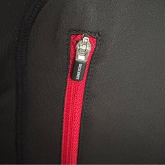 Descente T-neck quarter zip black red size small base layer skiwear size small