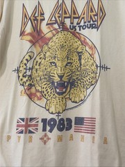 Def Leppard Pyromania USA Tour 1983 Men’s Medium Gilden T-Shirt Beige