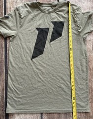 1ST PHORM 3 T-SHIRT LOT WORKOUT ACTIVE BRAND MULTI MENS MEDIUM EXCELLENT