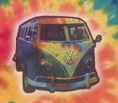 Volkswagen VW Bus Tie Dye T-Shirt – Men’s Medium – Official Licensed Product
