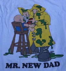Fathers Day-Vintage 1989 Mr. New Dad Funny Image Printed T-Shirt XL Multi Color