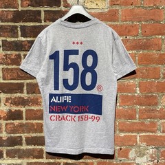 Alife New York T Shirt Men’s Medium Crack 158-99 Streetwear Skater Hip Hop