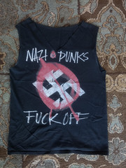 VTG DIY Cut-Out Dead Kennedys Shirt MED: CRUST PUNK BIKER MOTO THRASHED Y2K