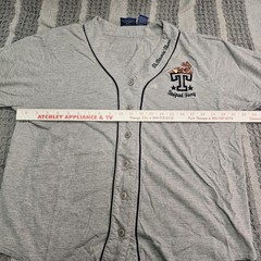 Vintage Pooh Men’s L Gray Baseball V-Neck Jersey Winnie the Pooh Tee