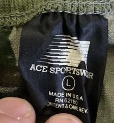 VINTAGE Ace Sportswear Camo T Shirt Short Sleeve Hunting Single Stitch Pocket L