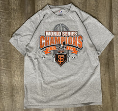 San Francisco Giants World Series Shirt Men’s XL Gray Majestic 2010 Y2K Vintage