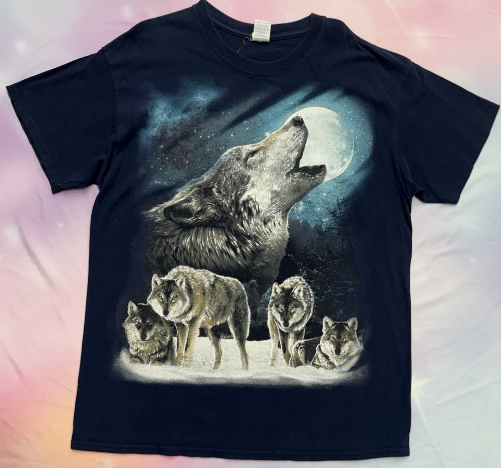 Gildan Heavy Cotton Large Wolf Nature Tee Wolf Pack Howling Moon Winter Wolf