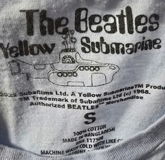 The Beatles Men T-Shirt Small Blue Yellow Submarine Short Sleeve Crew Neck!
