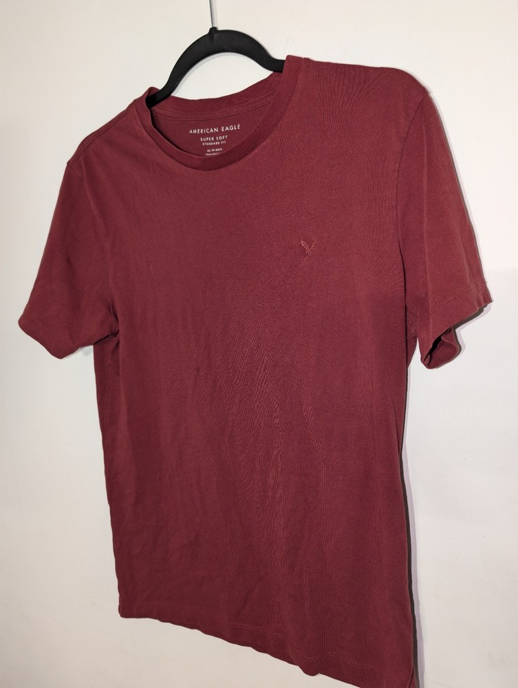 American Eagle Men’s Red Super Soft Knit Solid Crew Neck Standard Fit Tee XS