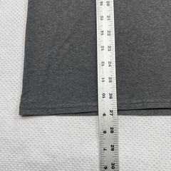 Champion Mens T Shirt sz M Gray Short Sleeve Crew Neck Minimalist Streetwear