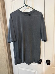 Claiborne Men’s XL Gray Check Knit Polyester Modal Crew Short Sleeve T-Shirt
