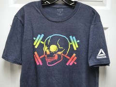 Reebok Rainbow Skull Barbells Dumbbells T Shirt Mens M Poly Cotton