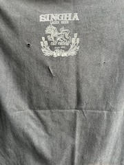 Vintage Singha Beer Baby Tattoo T-Shirt Black 18×26 Size M Distressed Thrashed