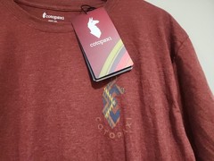 Cotopaxi Llama Lover T Shirt Mens 2XL Rust Graphic Organic Cotton Quick Drying