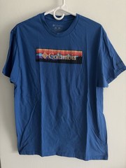 Columbia Men’s logo graphic tshirt lot of 6 size large fishing hiking