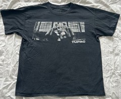 Tupac Shakur Middle Finger Graphic Black T-Shirt