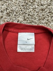 Y2K Nike T-Shirt Men Sz Large Red Essential Logo Spellout Gray Tag – Distressed