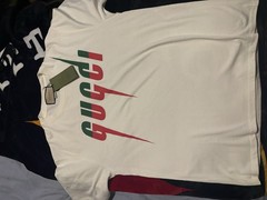 gucci t shirt men medium TRIED ON NEVER WORN WITH TAGS 100% Authentic