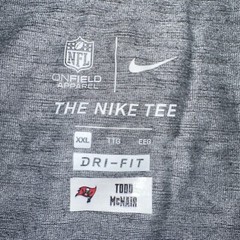 Nike NFL On Field Apparel Dri-Fit Tampa Bay Bucs L/S Mens 2XL T-shirt 620413-2DV