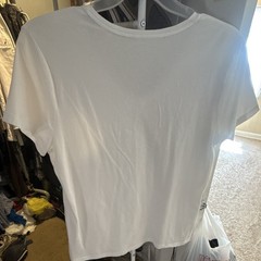 Nautica women’s White Solid Logo V-Neck Short Sleeve Knit T-Shirt Size XL
