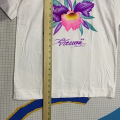 Vintage 60s Hawaii Tshirt Art Flower Floral Airbrush Medium Hawaiian Beach Retro