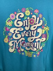 NEW Buc-ee’s Enjoy Every Moment Large Tee Shirt Bucees Pretty!