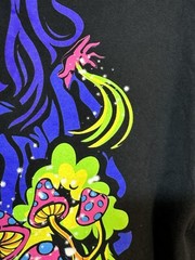ALAB Black Neon Magic Mushroom T-shirt Men’s Medium Psychedelic Wizard New