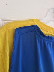 Yellow Nickelodeon SpongeBob SquarePants costume t-shirt w/ a Blue Cape