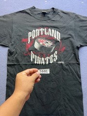 Vintage 90s Portland Pirates AHL Hockey T-Shirt Russell Athletic Made in USA L