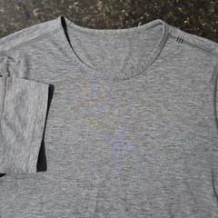 Lululemon Metal Vent Tech Shirt Stretch Performance Gym Exercise Athleisure